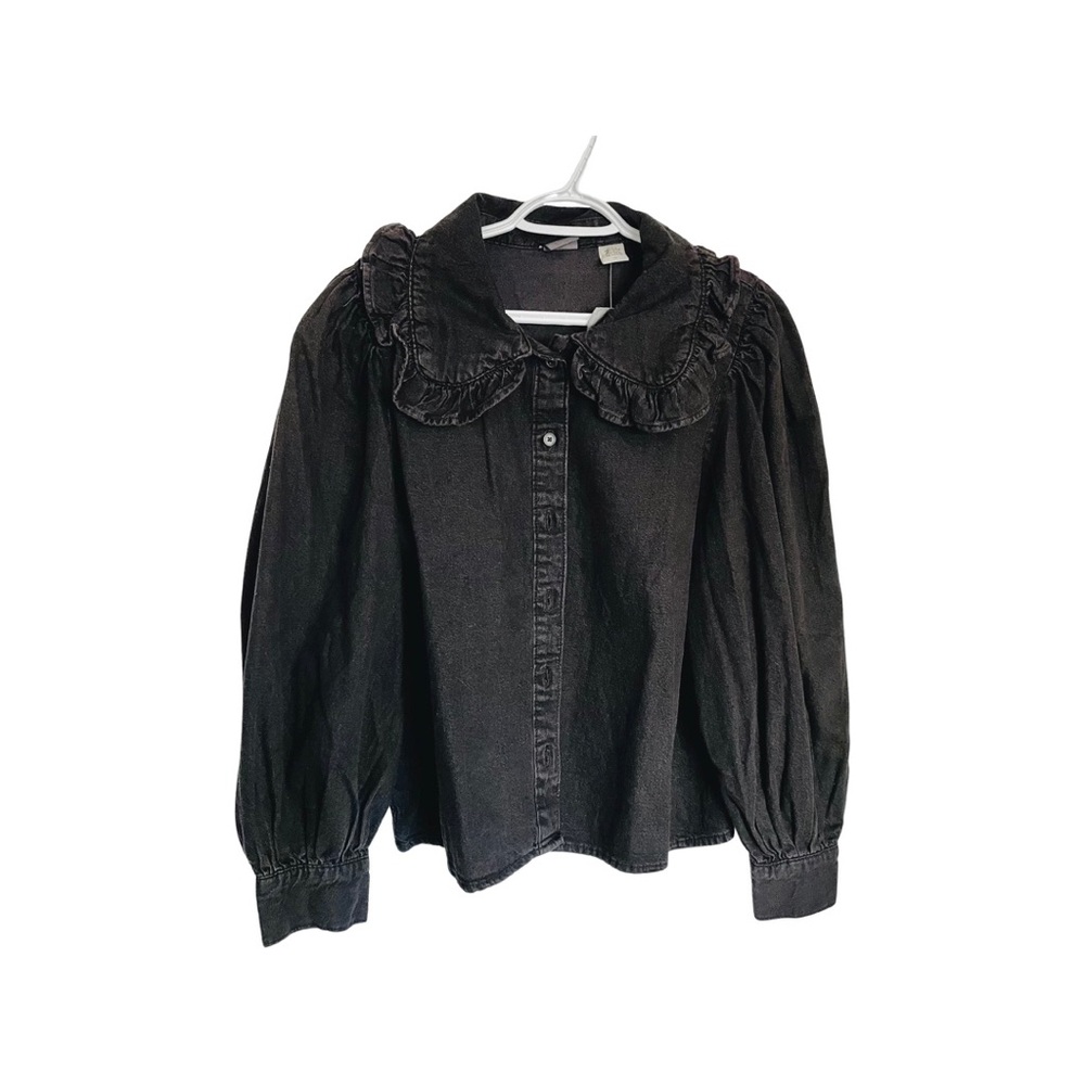 Levi’s shirt